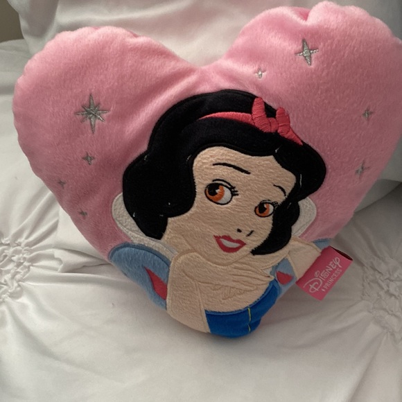 Disney Princess cushions - Picture 2 of 5